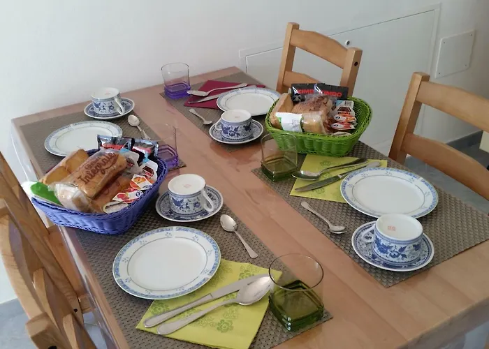 La Costa Bed & Breakfast 3*