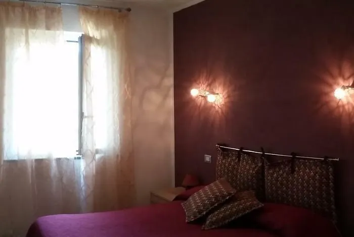 La Costa Bed & Breakfast